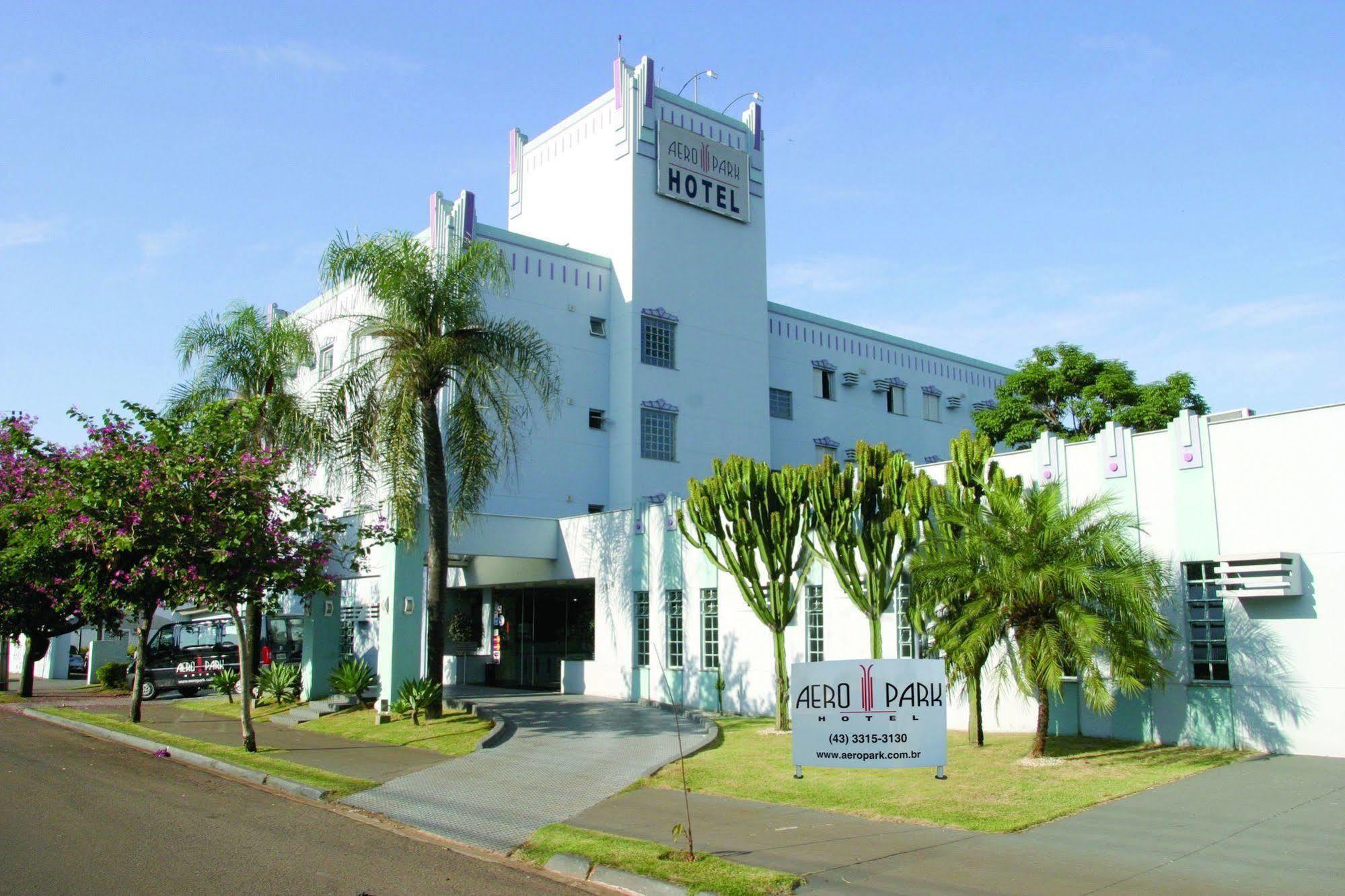 Hotel Aero Park E Estacionamento 3*